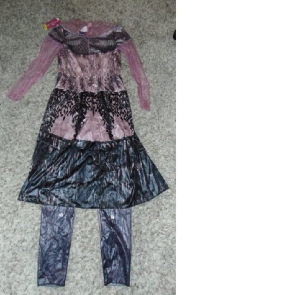 Descendants Audrey Halloween Costume 10/12 Pink Jumpsuit Girls Disney - Picture 5 of 6